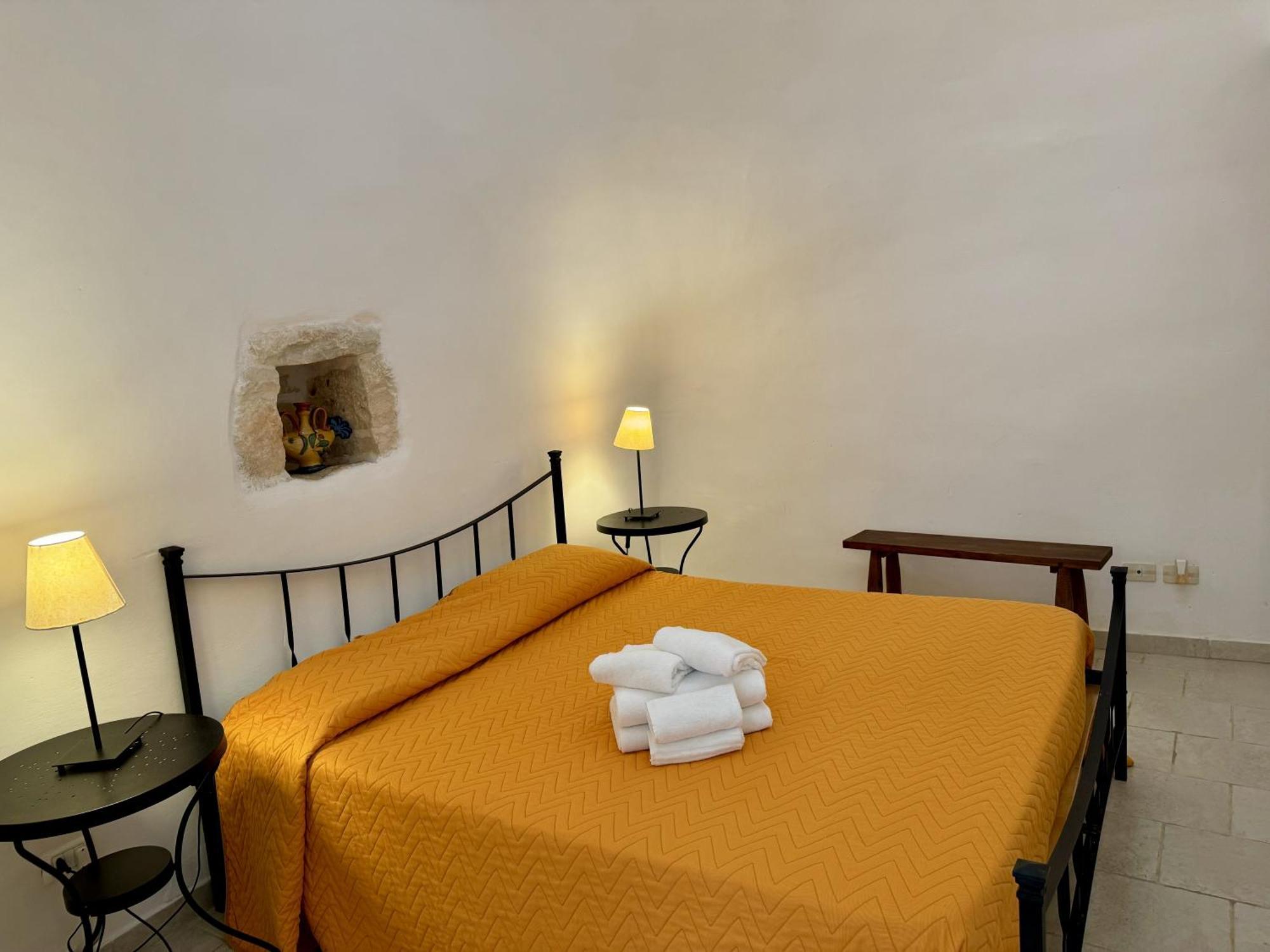 Masseria Ferri Ostuni Eksteriør billede