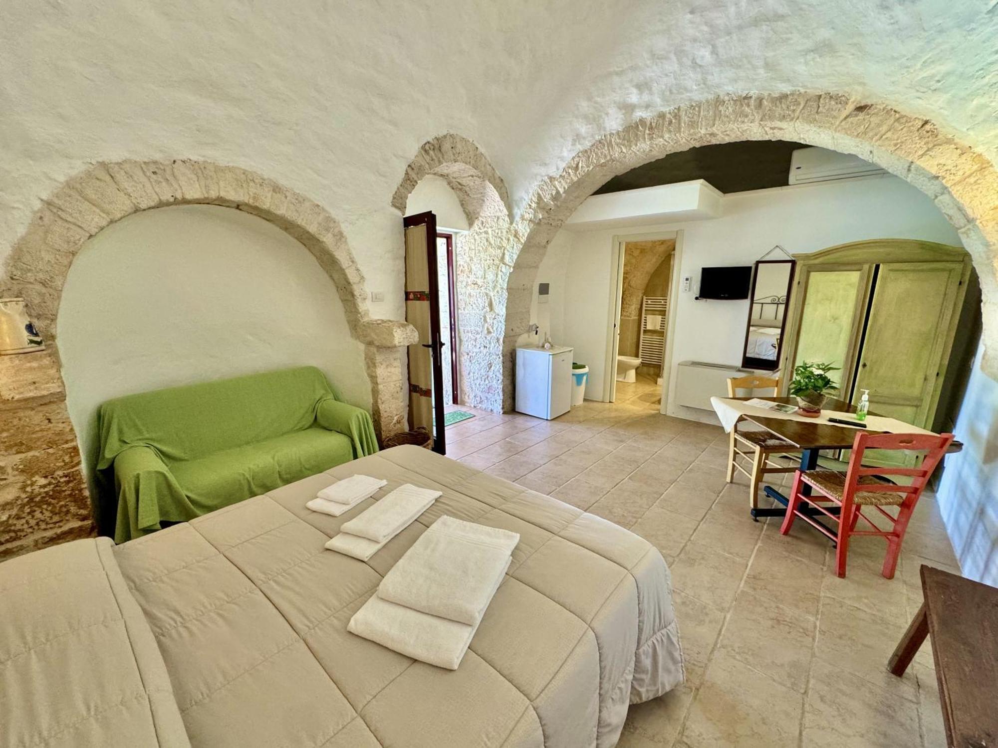 Masseria Ferri Ostuni Eksteriør billede