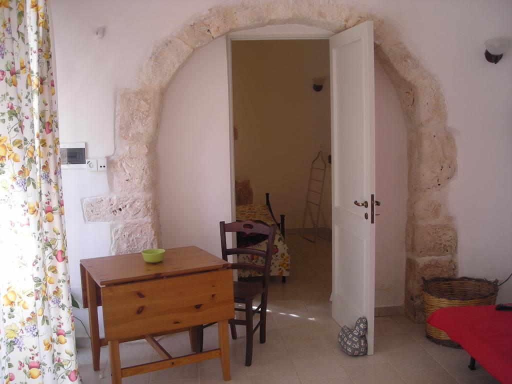 Masseria Ferri Ostuni Værelse billede